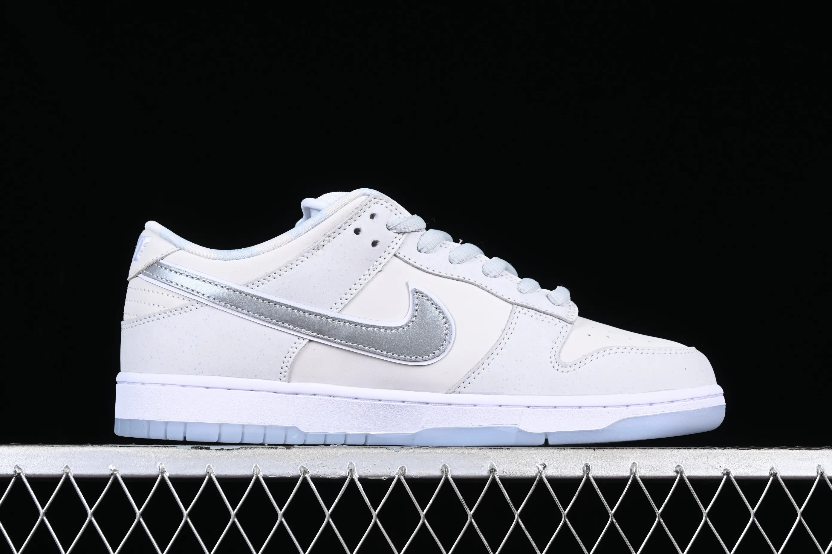 All categories Nk SB Dunk series Nk SB Dunk Low low-top sneakers M version pure original Concepts x Nk Dunk Low Pro SB "White lobster" full head layer white lobster SB low-top sports and leisure sneakers FD8776-100